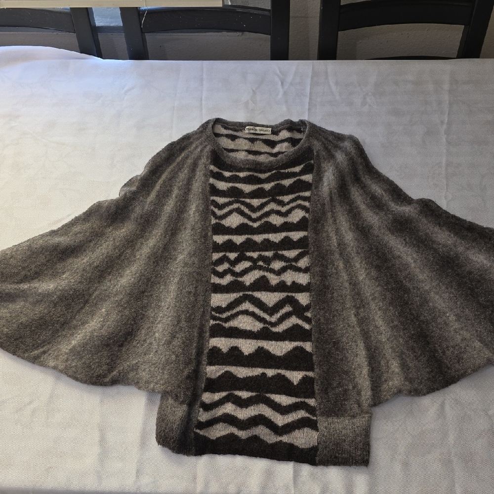 🌸Tsumori Chisato Gray Chevron Pattern‎ Sweater M